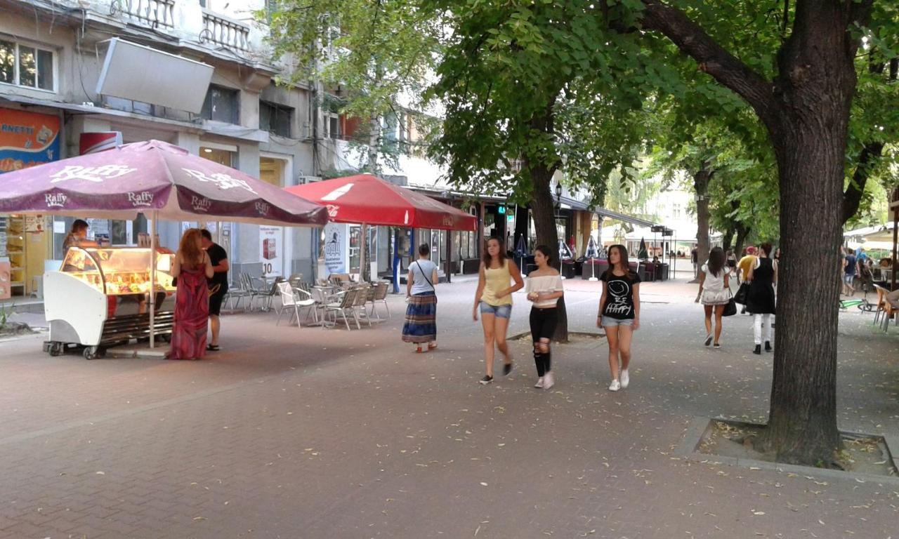 מלון קיוסטנדיל Red House מראה חיצוני תמונה